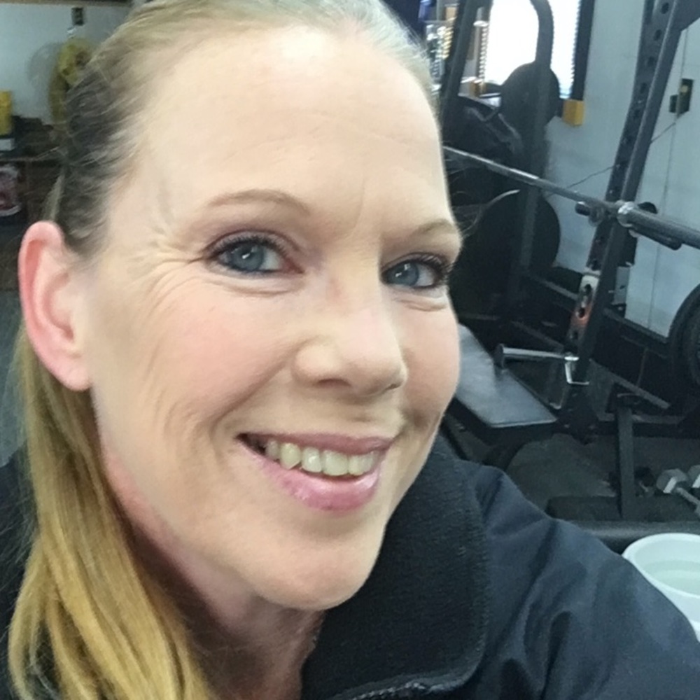 Meet your Posher, Leslie